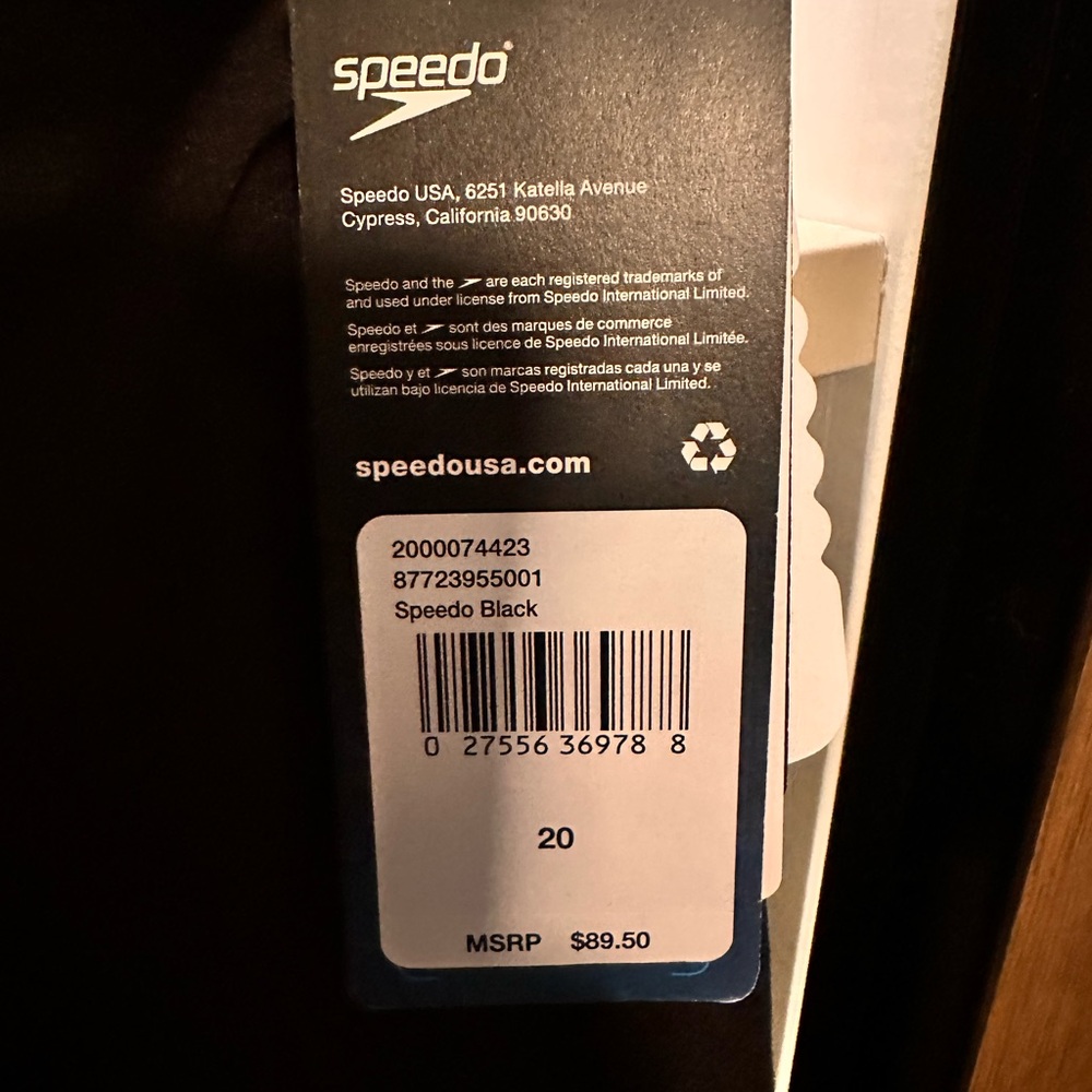 Speedo Moderate Ultraback Plus One Piece - Picture 4 of 9